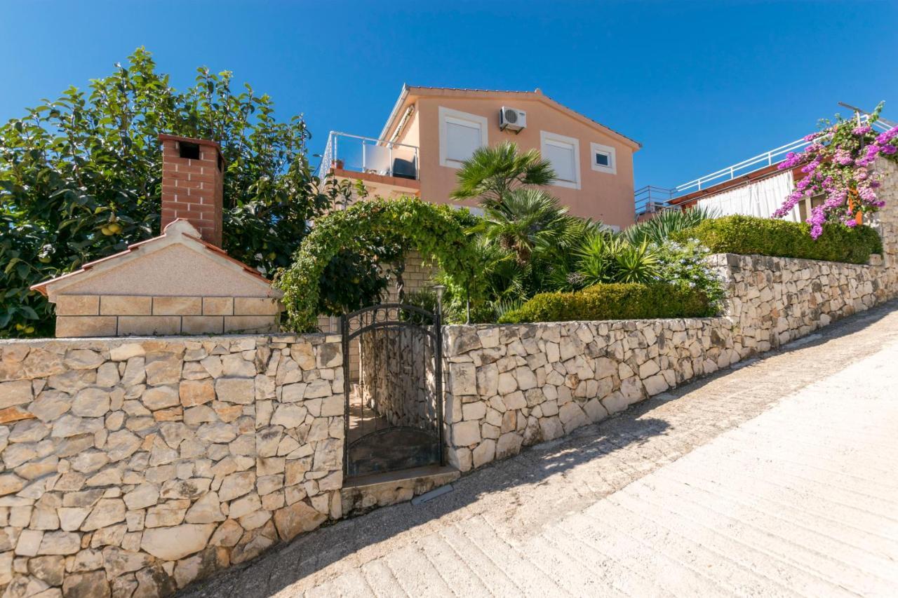 Apartments Babaja Трогир Экстерьер фото